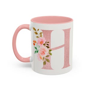 Taza con letra H floral / Taza de café con monograma de rosas rosadas en acuarela