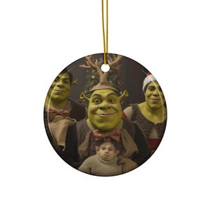 Shrek Holiday Family Portrait Ornament – Weird Christmas Tree Decoration