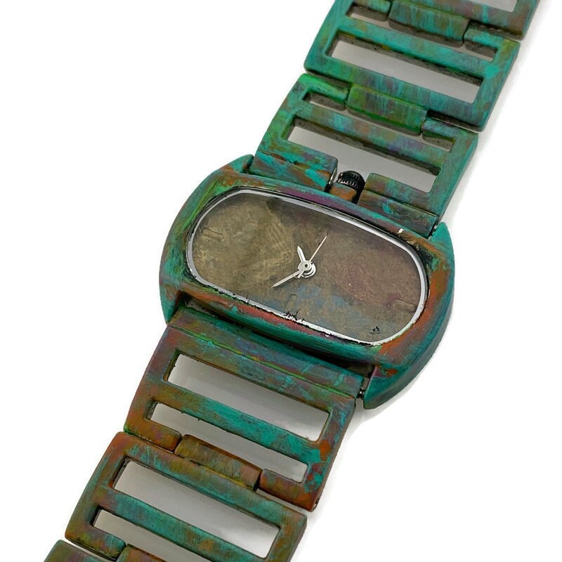 multi dial wrist watch