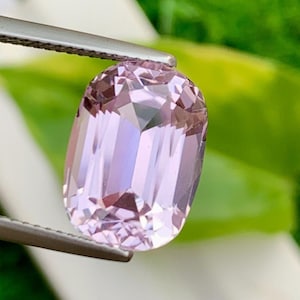 Natural Pink kunzite gemstone, faceted kunzite for jewelry making, Natural Kunzite Necklace Stone Gemstone 8.15 CTs