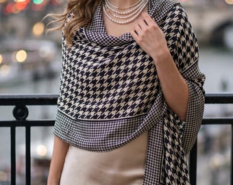 Seidensatin mit Hahnentritt-Muster – Schwarz-Ivory karierter Schal