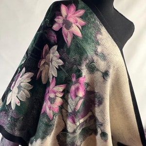 Blossoming Purple Lotus Blanket Scarf Elegant Artful Painting Print Luxurious Winter Double-Sided Thick Blanket Scarf Soft Warm Wrap Large
