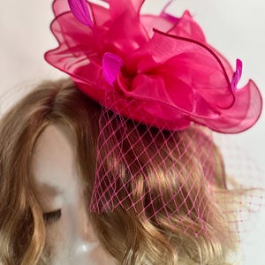 Pink Handmade Fascinator – Elegant Timeless Headpiece Tea Hat Wedding Fascinator Church Hat Birthday Fascinator Hat Mini Hat
