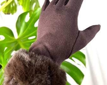 Brown Faux Fur Trim Gloves: Plush Winter Gloves