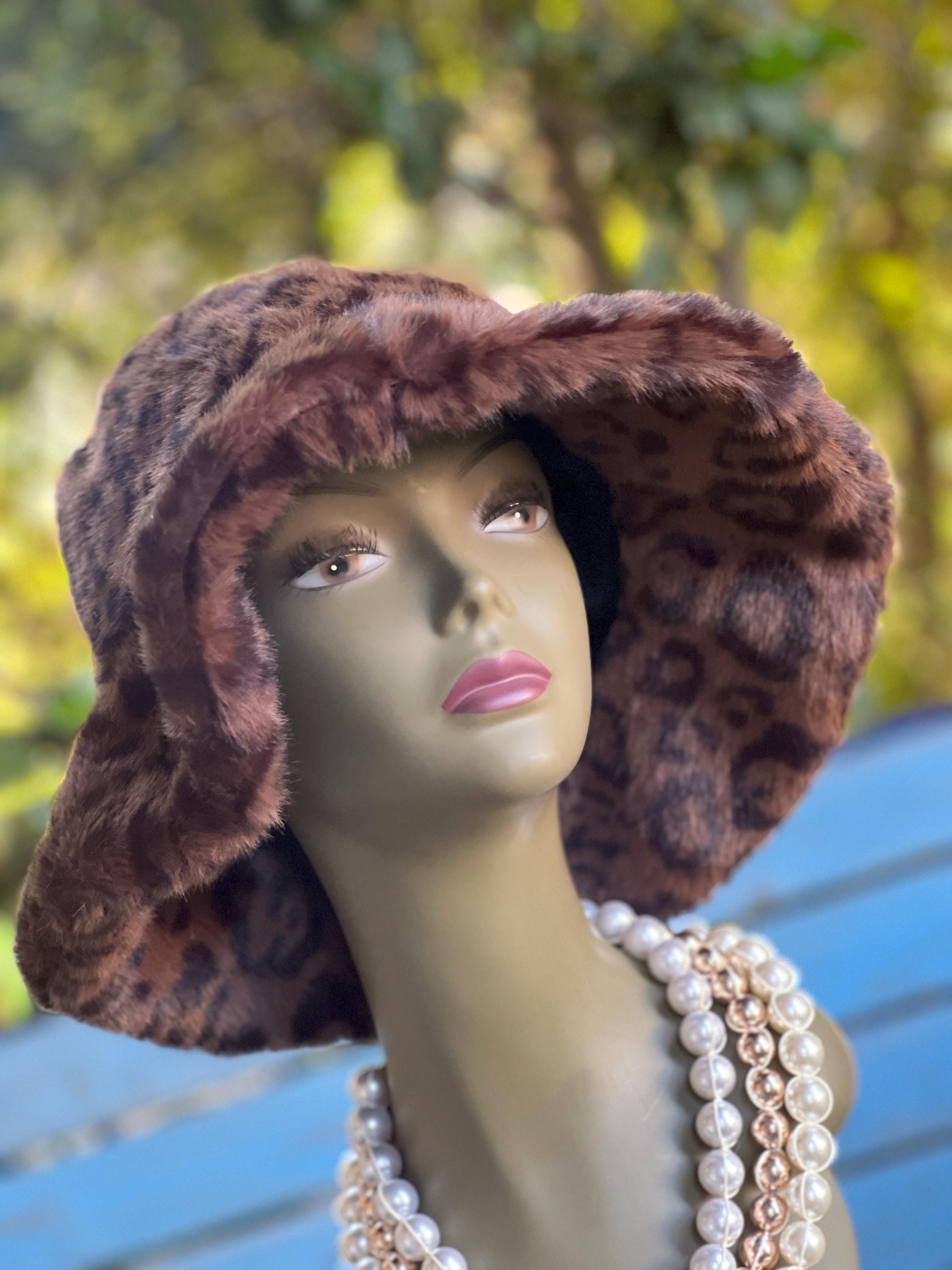 Leopard Print Faux Fur Bucket Hat: Fluffy Plush Winter Hat 