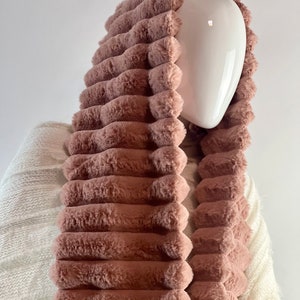 Deep Pink Faux Fur Neck Scarf – Effortless Elegance and Warmth