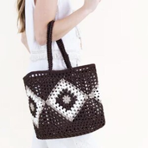Braun Weiß Handgefertigte Häkel Tasche - Schlangenauge Quadrat Schultertasche - Boho Picknick & Strand Geldbörse - Boxy Tote Henkel