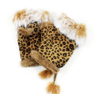 Vingerloze handschoenen met luipaardprint: winteraccessoires van suède imitatiebont