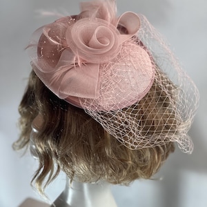 Pink Handmade Fascinator – Elegant Timeless Headpiece Tea Hat Wedding Fascinator Church Hat Birthday Fascinator Hat Mini Hat