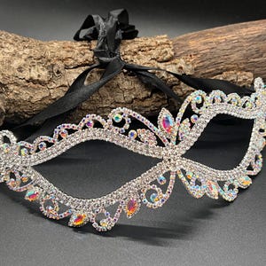 Silver Crystal Masquerade Mask – Sparkling Bling Eye Mask with Ribbon Tie