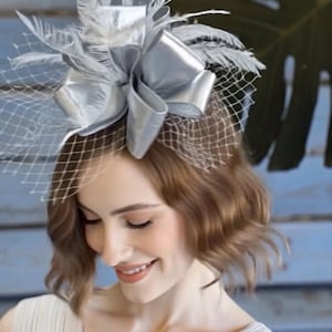 Silver Bow Fascinator - Etsy display picture 1