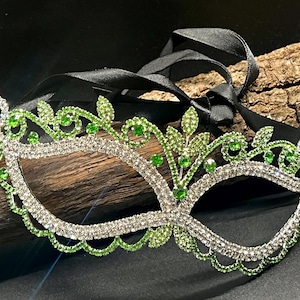 GREEN Crystal Masquerade Mask – Sparkling Bling Eye Mask with Ribbon Tie