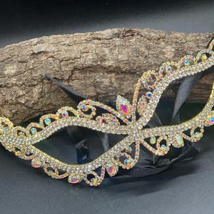 Gold Crystal Masquerade Mask – Elegant Gold Rhinestone Butterfly Eye Mask with Satin Ribbon – Luxury Bling Party, Ball & Costume Accessory