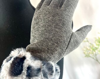 Gray Faux Fur Trim Gloves: Plush Winter Gloves