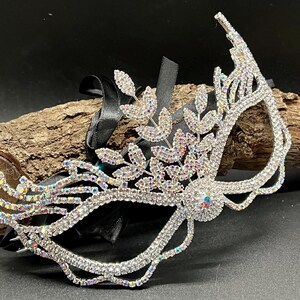 SILVER Crystal Masquerade Mask – Sparkling Bling Eye Mask with Ribbon Tie