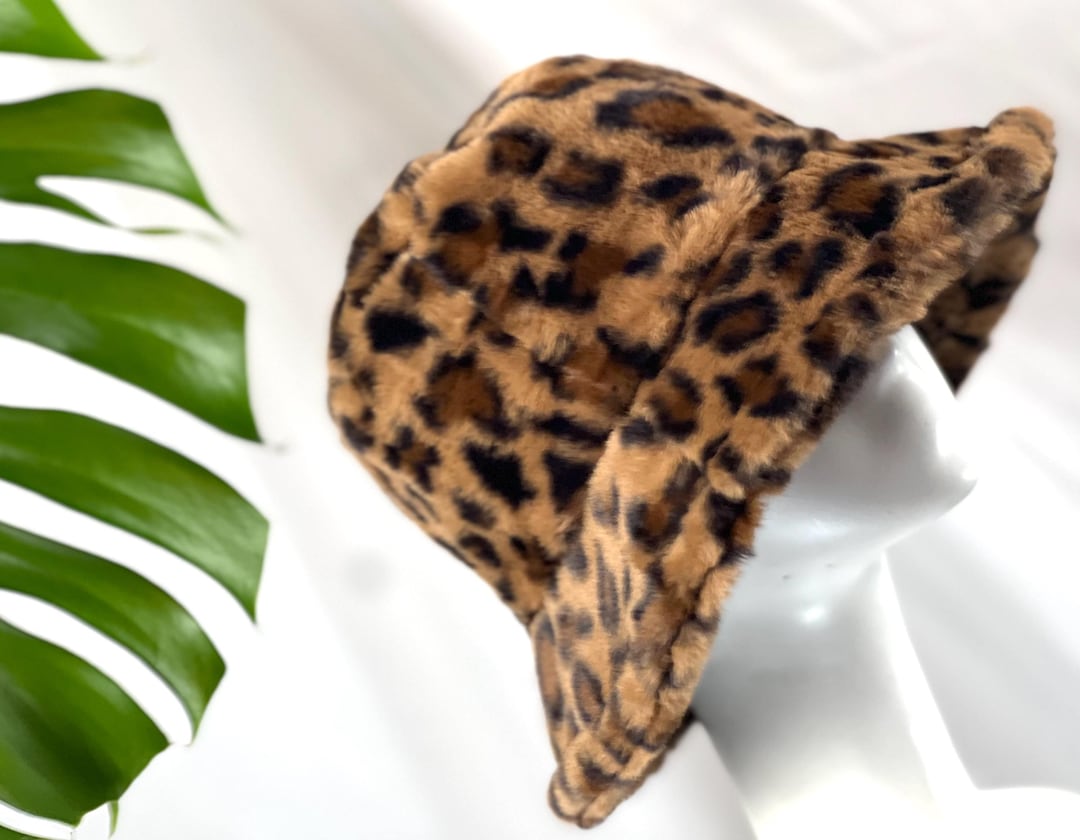 Leopard Print Faux Fur Bucket Hat: Plush Winter Hat - Etsy display picture 2