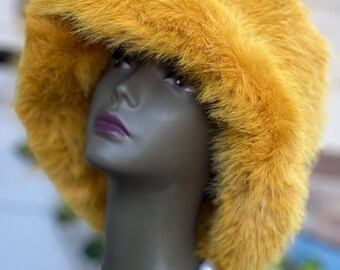 Golden Marigold Faux Fur Hat – Luxury Fluffy Winter Bucket  display picture 1