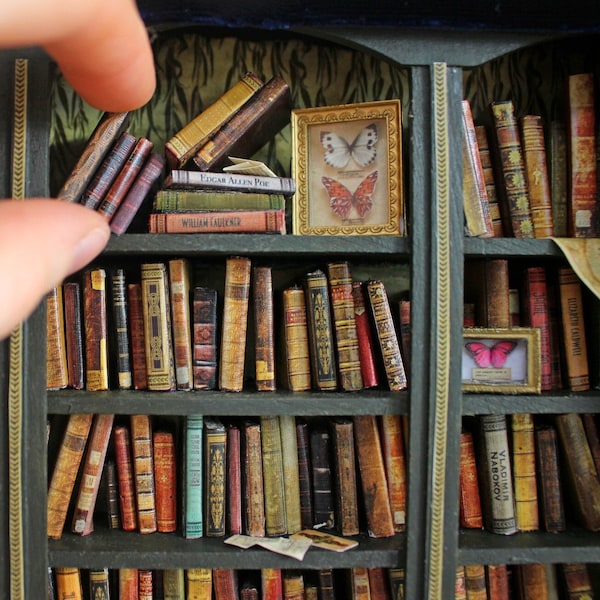 Zestaw do tworzenia miniaturowych książek – biblioteka z antycznego domku dla lalek (skala 1:12)