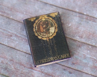 Miniature Christmas Carol Book – Victorian Dollhouse Decor • Tiny Dickens Book • Closed Miniature for Holiday Scenes & Curio Cabinets