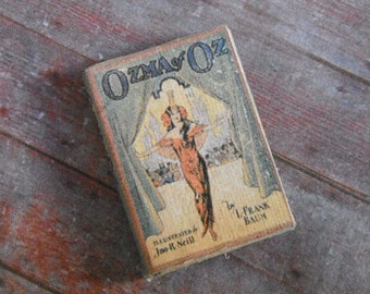 Miniature Book --- Ozma of Oz