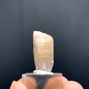 Fluorescent Apatite Crystal – 15.00cts | Rare UV-Active Specimen from Skardu, Pakistan