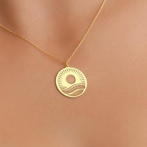 Engraved Sunrise/Sunset Silver Necklace, Sunbeam Necklace, Sunshine Jewelry, Sunburst Pendant, Sun Necklace, Celestial Jewelry, Gift For Her