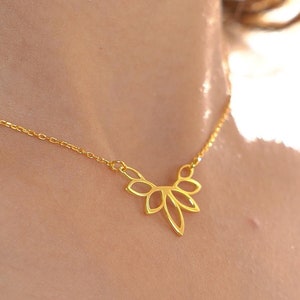 Lotus Flower Necklace in Sterling Silver, Lotus Jewelry, Buddhist Symbol Pendant, Sacred Geometry Charm, Yoga Lotus Pose, Spiritual Jewelry