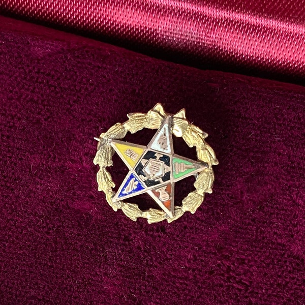 Order Of The Eastern Star Masonic Enameled Wreath Pin Brooch - 10K Gold - Enamel - Vintage Sorority