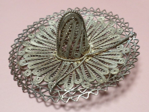 Mexican Sombrero Hat Brooch - Exquisite Silver Fi… - image 8