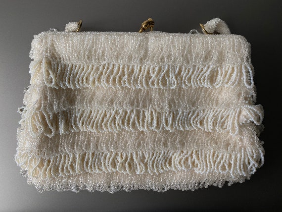 Exquisite Vintage White Hand Bag Beaded Fringe Ev… - image 3