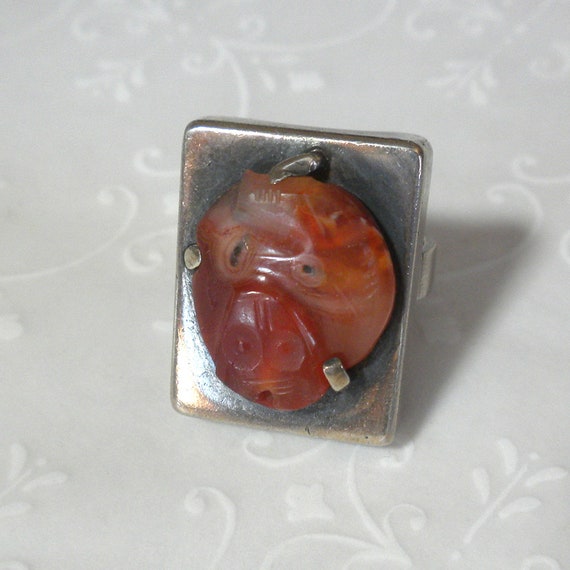 Antique Carved Agate Sterling Silver Art Deco Rin… - image 9