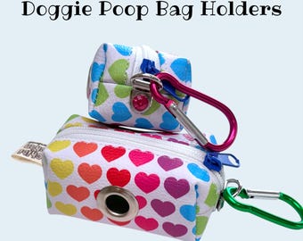 Dispensadores de bolsas para excrementos de perro - Corazones arcoíris - Dispensador de bolsas para perros hecho a mano