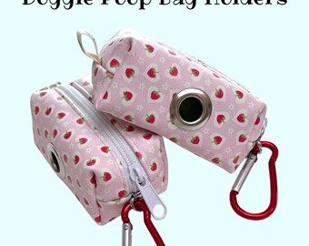 Dispensadores de bolsas para excrementos de perro - Estampado de fresas - Dispensador de bolsas para perros hecho a mano