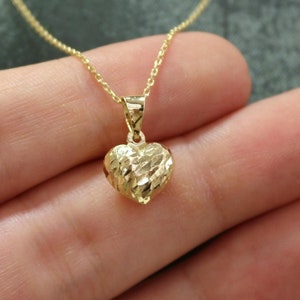 14K Gold Heart Necklace, 14k Gold Heart Pendant, Gift For Her, Tiny Heart, Dainty Necklace for Women, Jewelry Gold, Love Necklace for Her