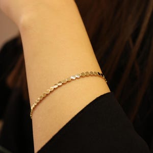 14K Gold Disc Bracelet, Minimalist Dainty Bracelet for Women, Mirror Bangle Bracelet, Bracelet Gift, Layering Bracelet, Gold Coin Bracelet