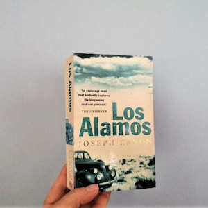 Espionage vintage book, los alamos, vintage paperback, joseph kanon vintage paperback novel, 1998 abacus edition