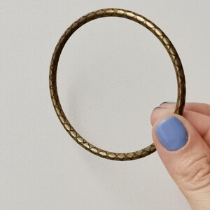 Vintage, brass bangle, thin brass bangle, boho hippie, round carved, bangle, oxidised cuff, mid eightiesties