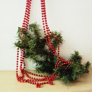 Vintage christmas garland, four ply red beads garland, red string beads garland of christmas red beads, holiday decor, late seventies