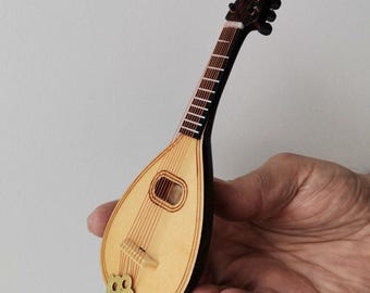 Vintage mandolin miniature, wooden mandolin miniature, musical instrument miniature, mandolin figure in faux leather case