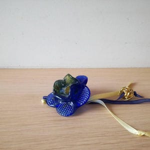Vintage glass rose, blue, hand blown glass rose miniature, royal blue glass rose, vintage glass flower, vintage glass collection