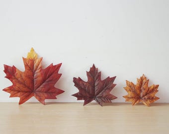 Maple brown leaves, autumn leaves supplies, leaves for wreaths and crafts, polyester, maple leaves, brown, cognac, amber, set of five leaves