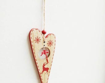 Adorno de corazón de madera, madera natural, árbol de Navidad, adorno de corazón con copos de nieve rojos y decoración de renos, caprichoso, corazón de madera de Navidad