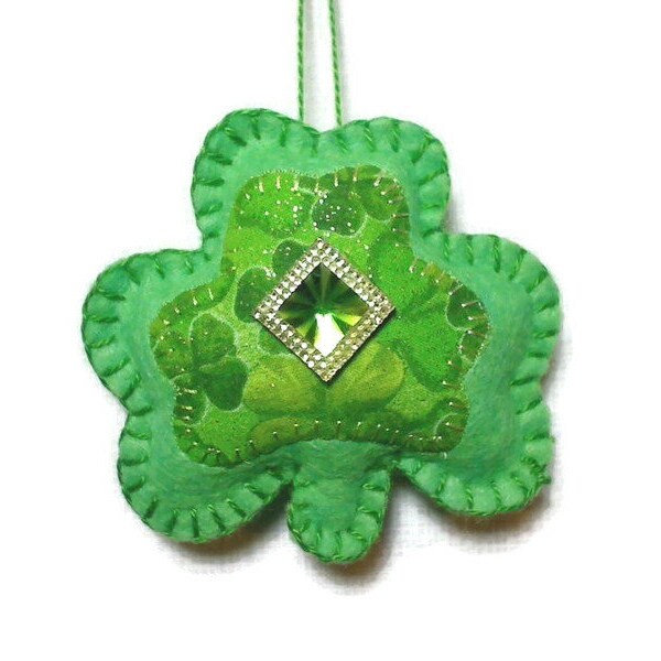 Green Shamrock | St. Patrick's Day | Irish Decor | Party Favor | Spring Decor | Tree Ornament | Handmade Gift | Package Topper | #3