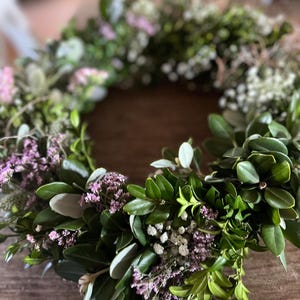 Kranz Natur mit Thymian, Bux und Schleierkraut | Türkranz Trockenblumen Disteln & Strandflieder image 8