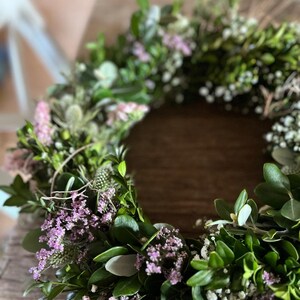 Kranz Natur mit Thymian, Bux und Schleierkraut | Türkranz Trockenblumen Disteln & Strandflieder image 9