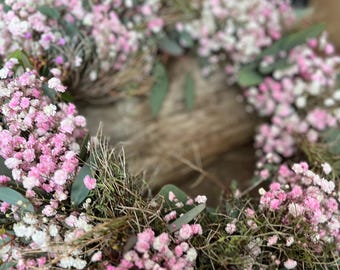 Kranz aus Schleierkraut, Eukalyptus & Thymian – Handgefertigt