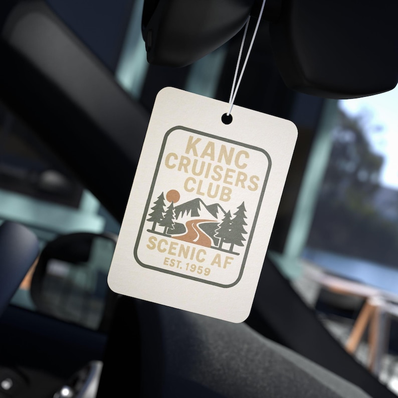 Kanc Cruisers Club Car-luchtverfrisser - pittoresk NH-ontwerp | Dennen, ijzel of nieuwe autogeur | Cadeau witte bergen, gebladerte cruisevibes afbeelding 5