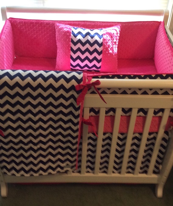 Mini Crib Bedding Sets Dazzle Everyone with Your Decor