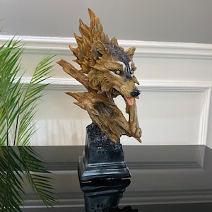 Large Abstract Wolf Bust Statue, Predator Statue Wolf Figurine Sculpture, Wolf Head Statue, Office Decor, Table Decor, Fathers Day Gift Idea