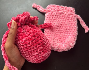 Borsa con coulisse in velluto e peluche all'uncinetto / Borsa riutilizzabile fatta a mano